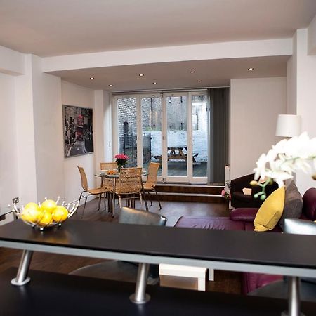 Apt 1, Trafalgar Square 1St Floor By Indigo Flats London Eksteriør billede