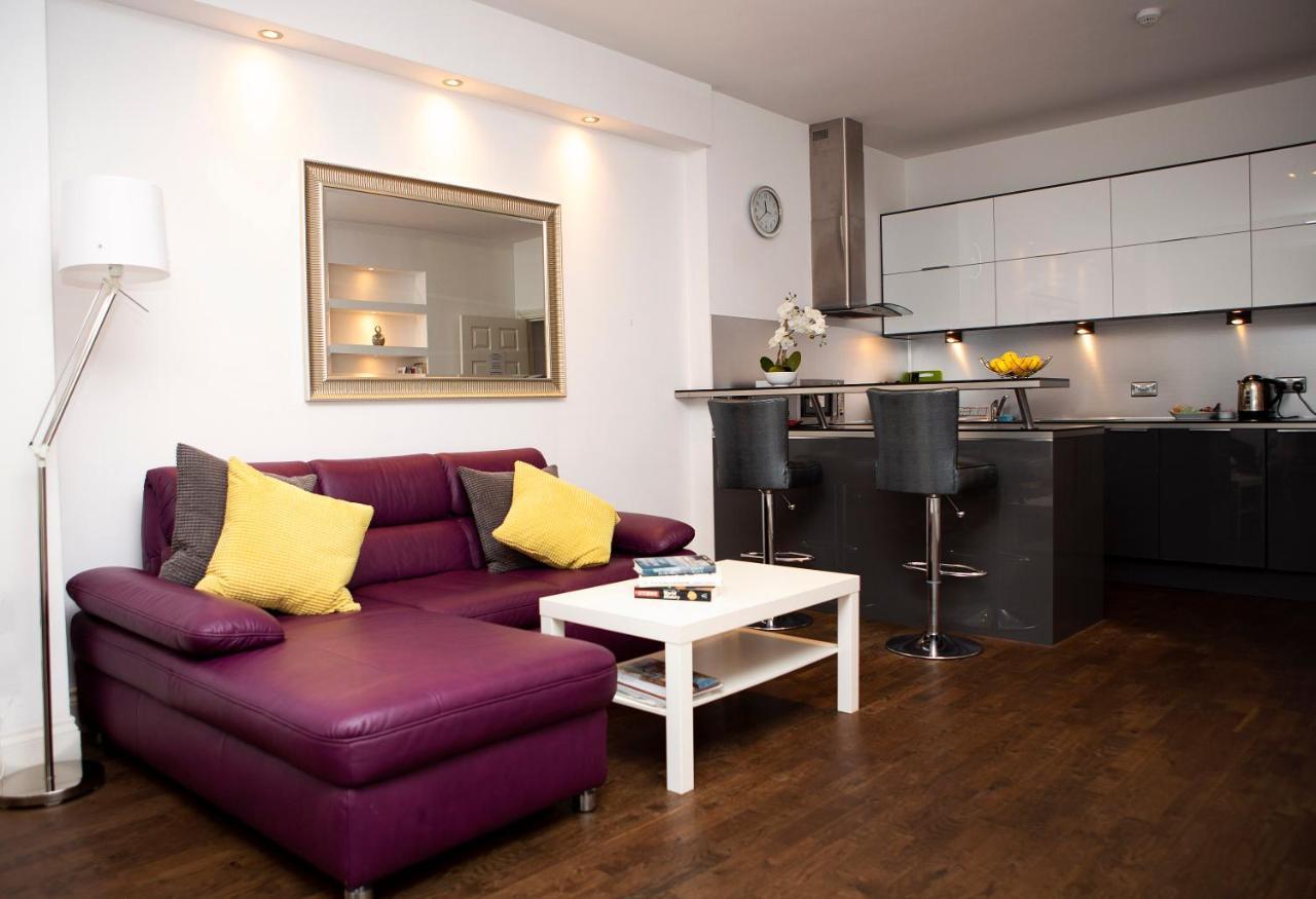 Apt 1, Trafalgar Square 1St Floor By Indigo Flats London Eksteriør billede